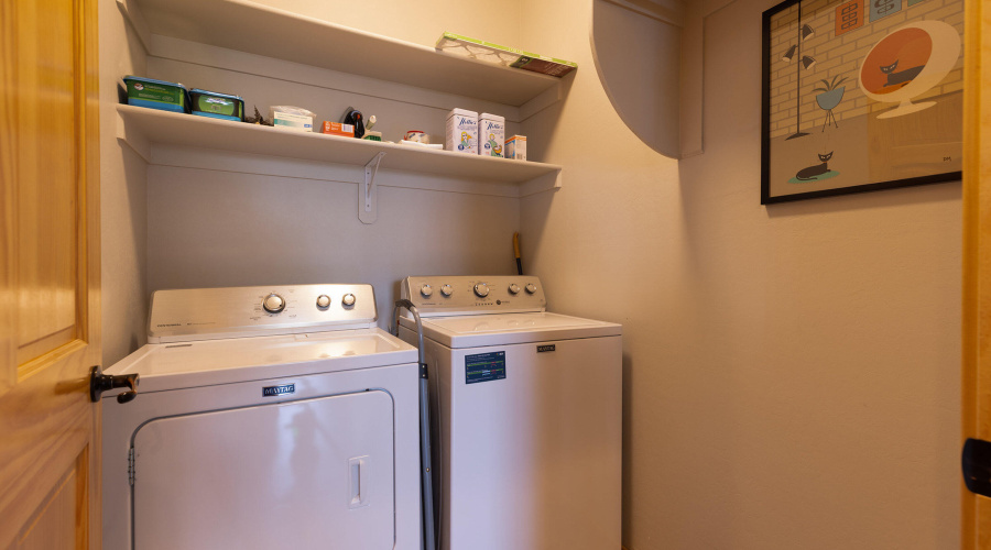 030_photo30_2220_e_rock_garden_dr._sl_st