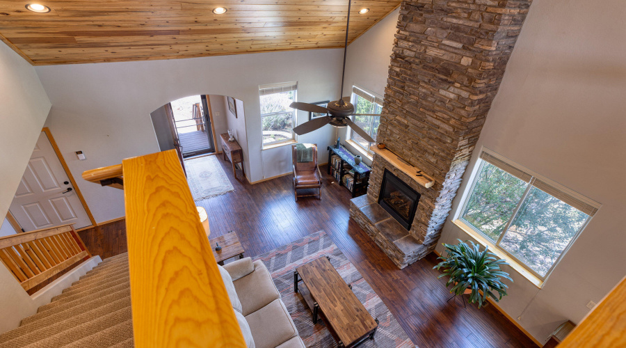 032_photo32_2220_e_rock_garden_dr._sl_st