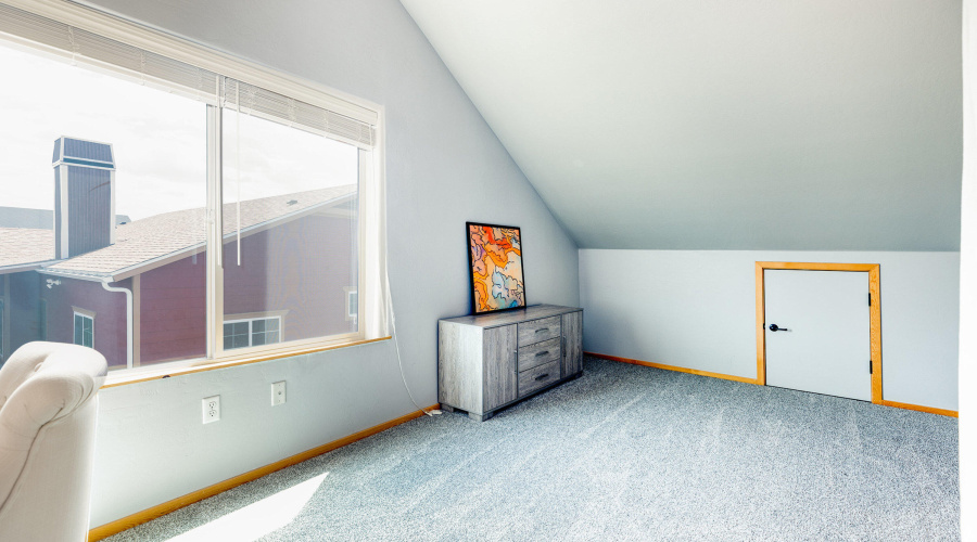 036_photo36_2220_e_rock_garden_dr._sl_st