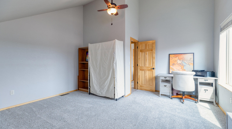 037_photo37_2220_e_rock_garden_dr._sl_st