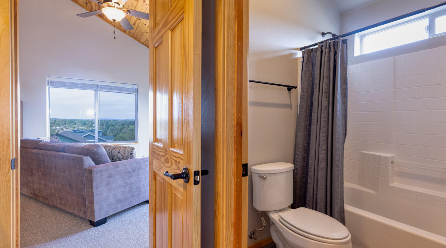 041_photo41_2220_e_rock_garden_dr._sl_st