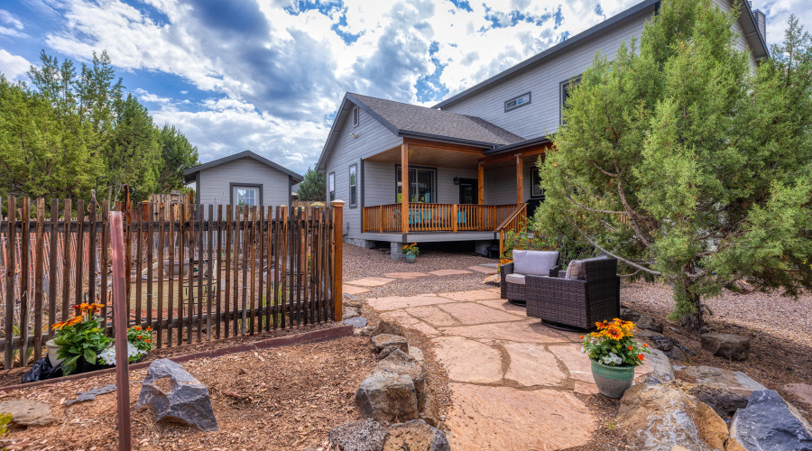 046_photo46_2220_e_rock_garden_dr._sl_st