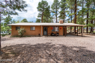 960 32Nd Avenue, Show Low, Arizona 85901, Bedrooms, ,Bathrooms,Residential,For Sale,32Nd,257762