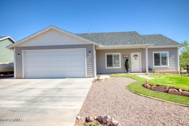 745 Cobble Lane, Taylor, Arizona 85939, Bedrooms, ,Bathrooms,Residential,For Sale,Cobble,257776