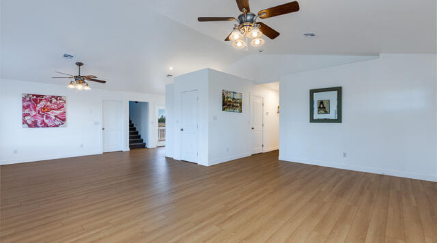 502 1100 West Street W MLS-8