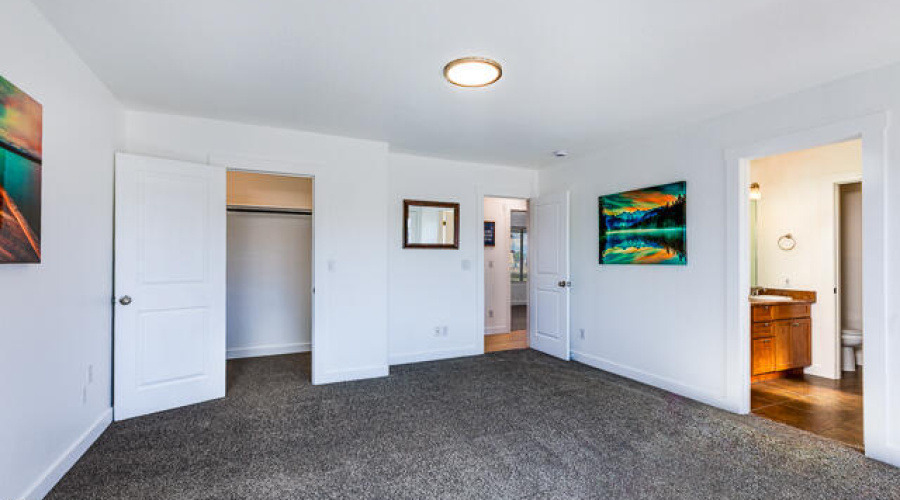 502 1100 West Street W MLS-32