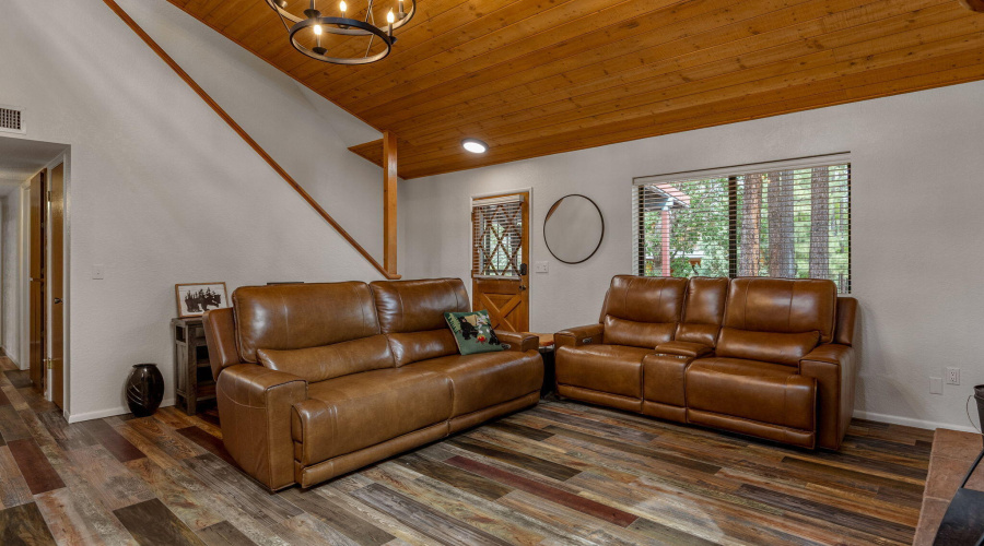 6367ChristmasTreeCir-Pinetop-AZ-8