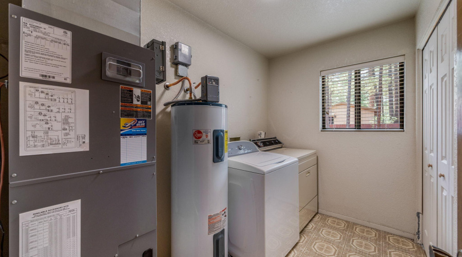 6367ChristmasTreeCir-Pinetop-AZ-19