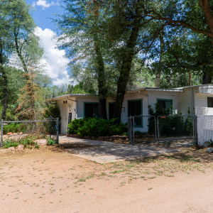 (1) Exterior (1)
