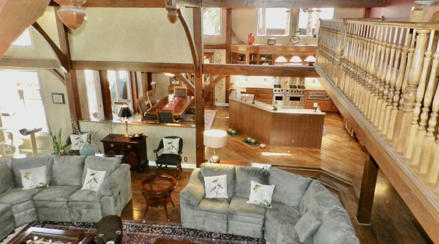 696EB27B-299E-4C8D-B263-5BB837579312_1_1