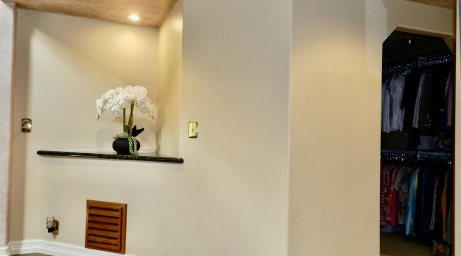 B74A2BDA-E2FC-43C3-A982-B5142651DA63_1_1