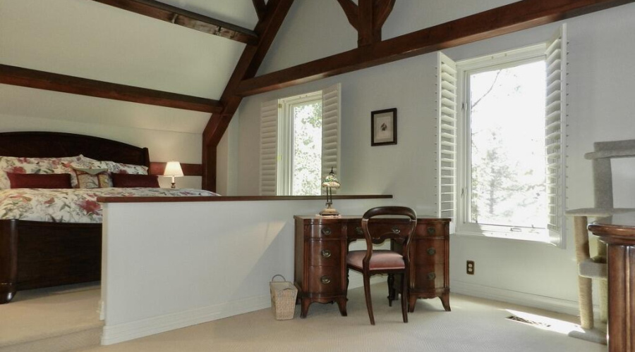 EA354076-CBE4-4242-8E52-33A64CA9A238_1_1