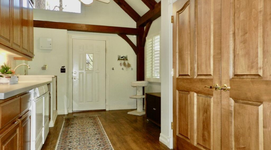 E2D79F15-40E7-41BB-812D-19A4611A5BB7_1_1