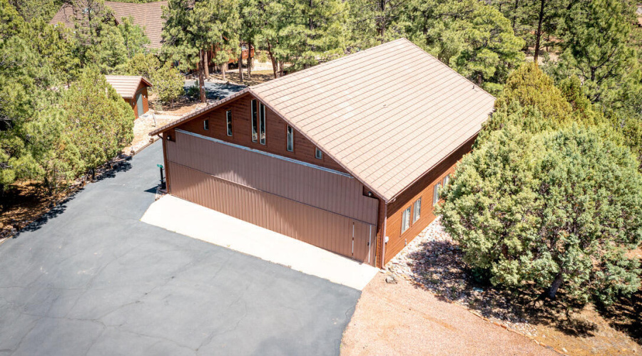 7C416825-ED49-4D47-ABA6-7CCD719BB424_1_1