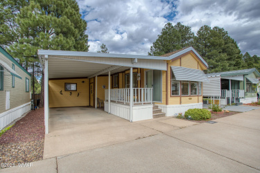270 Clark Road, Show Low, Arizona 85901, Bedrooms, ,Bathrooms,Residential,For Sale,Clark,257824