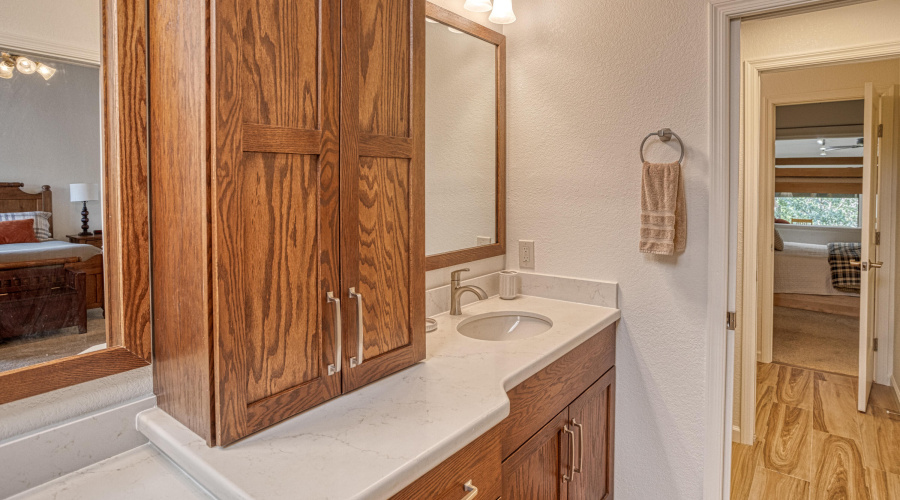 PAX_1052_AuroraHDR2019-edit