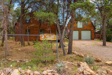 2933 Wildcat Trail, Overgaard, Arizona 85933, Bedrooms, ,Bathrooms,Residential,For Sale,Wildcat,257653