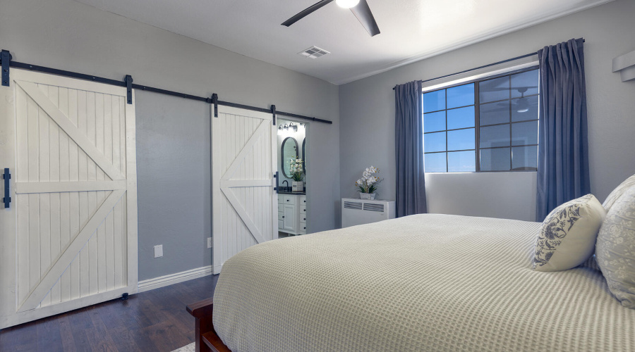 photo(29) 929 E Willow Lane Taylor Sylvi