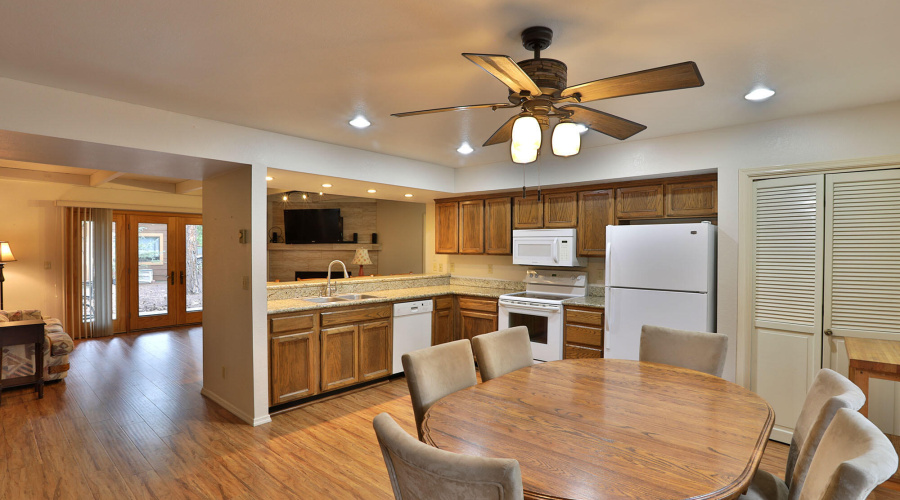 2594 Mustang Circle #10