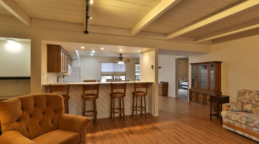 2594 Mustang Circle #10