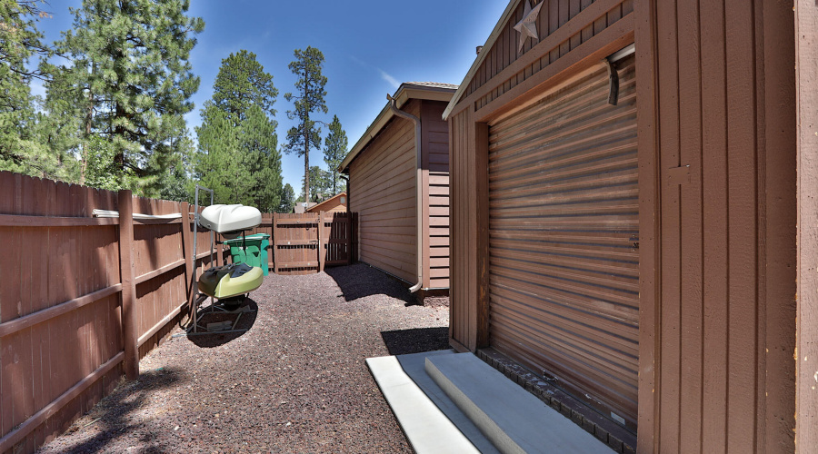 5723 Hidden Oak Dr. N