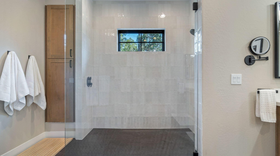 Gorgeous glass shower
