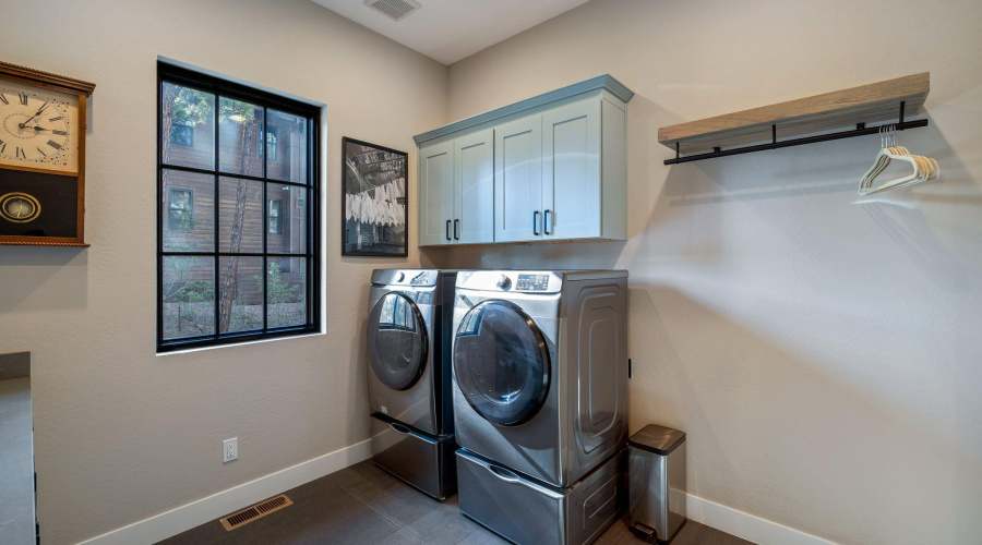 Spacious Laundry room