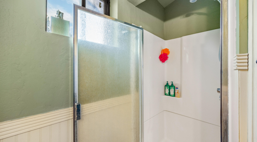 2003 Little Doe Trail, Overgaard, AZ-Cab