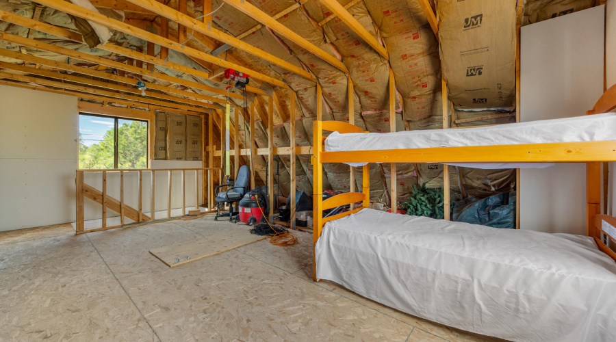 2003 Little Doe Trail, Overgaard, AZ-Cab