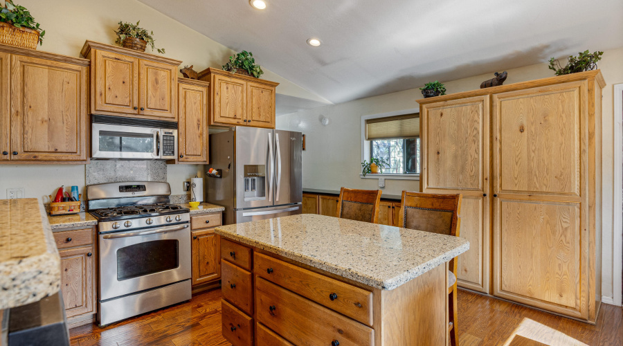 2003 Little Doe Trail-Overgaard, AZ-Cabi