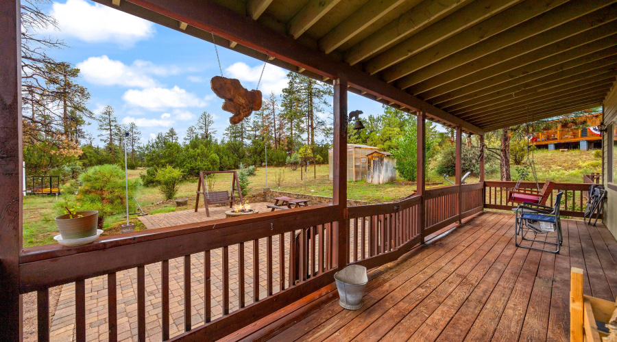 2003 Little Doe Trail, Overgaard, AZ-Cab