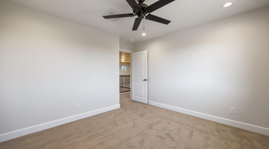 2268RoundaboutCir-HeberOvergaardAZ-33