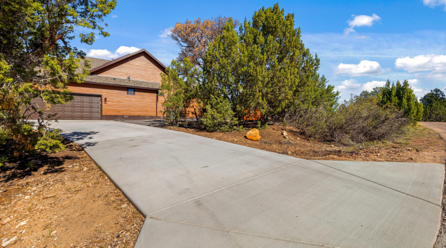 2268RoundaboutCir-HeberOvergaardAZ-42