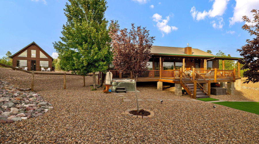 BACK VIEW HOME AND GUEST HOUSE