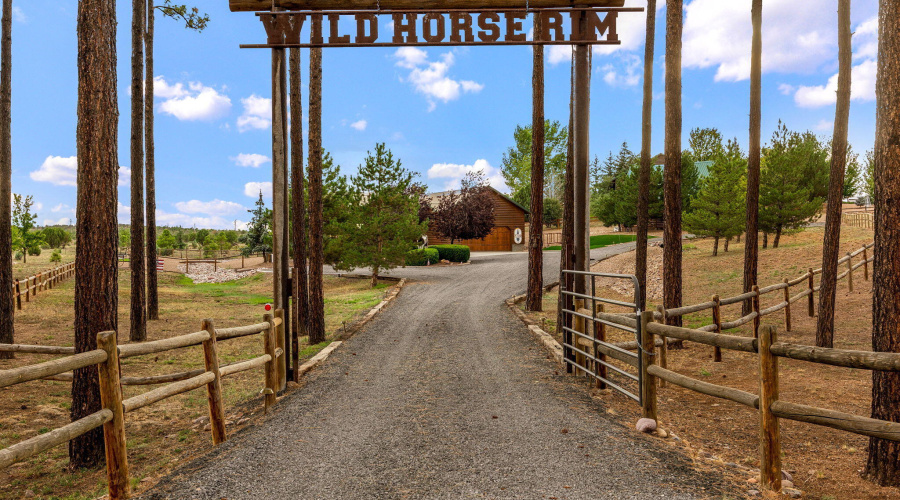 WELCOME TO THE RANCH