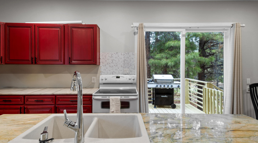 Kitchen Island to Back Entry