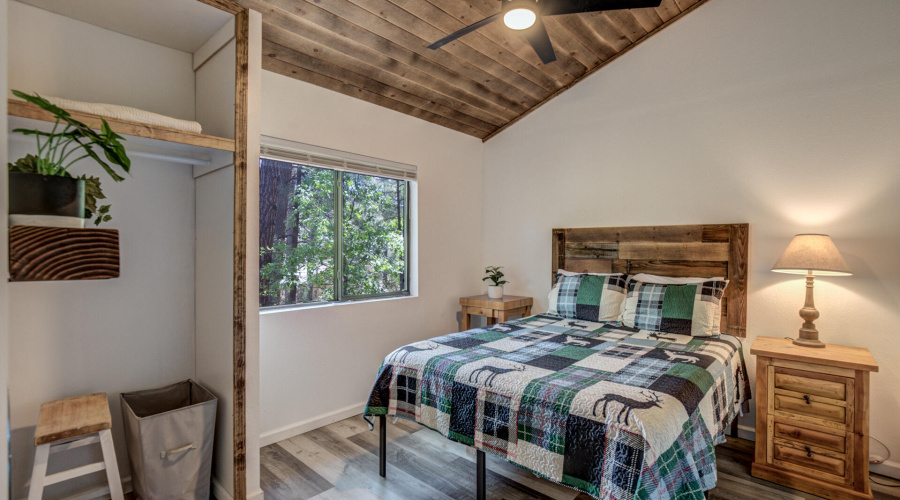 0D0A1531And9more_hr4 copy.jpgps