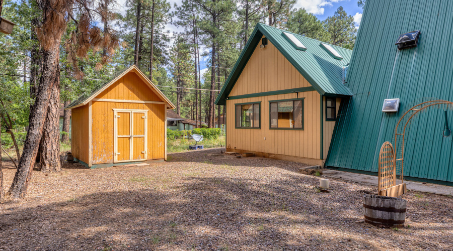 038_photo38_5382_pine_dawn_rd._lakeside_