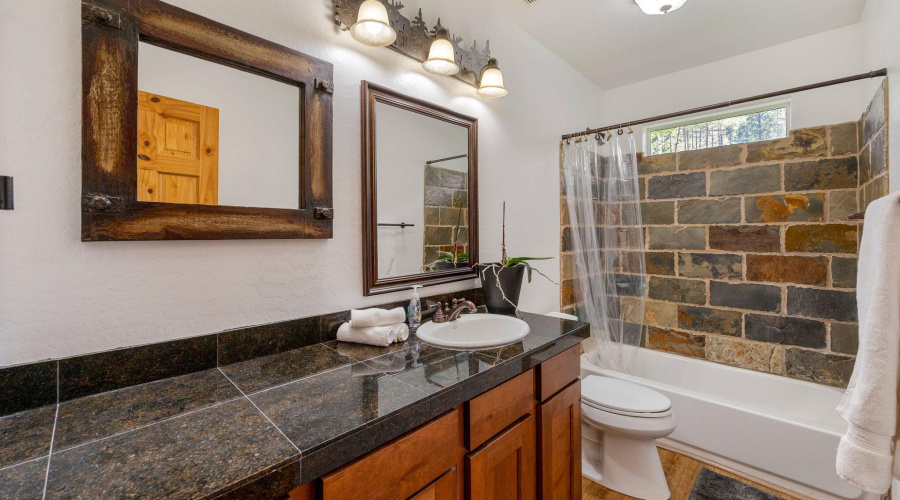 63CountyRd1121-CabinMAIN-Greer-AZ-29