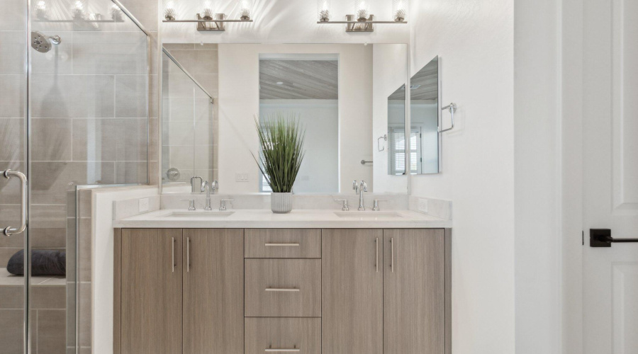 Main Floor Primary Bath