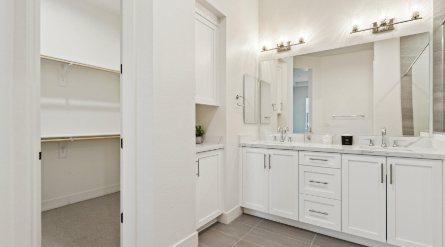 Plan 2 - Main Floor Primary Bath