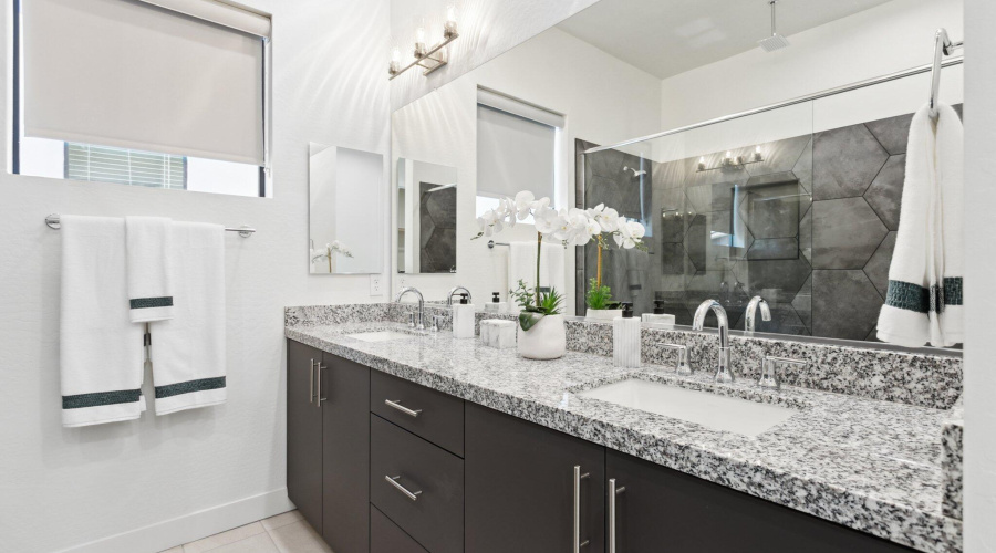 Plan 1 - Primary Bath