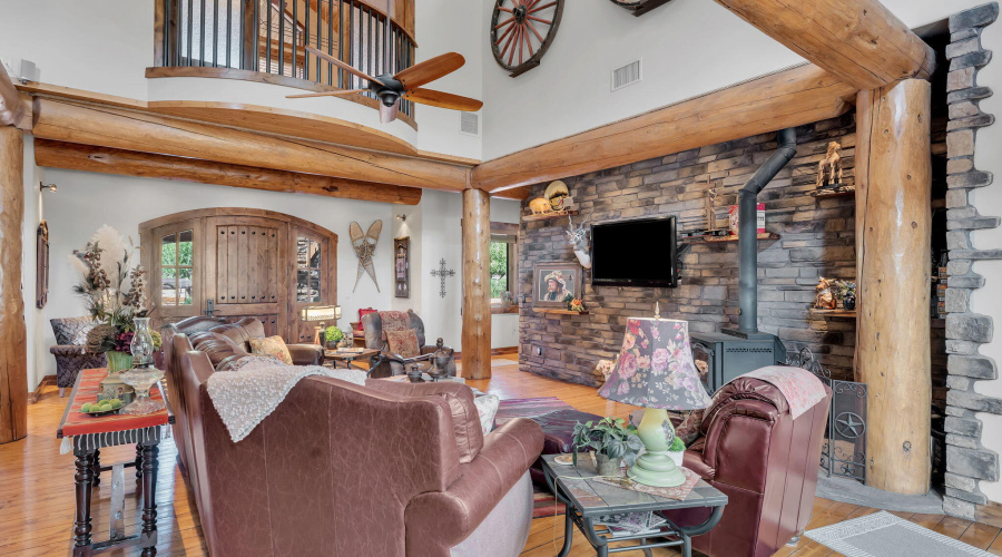 13-web-or-mls-TimberCreekImagery-24