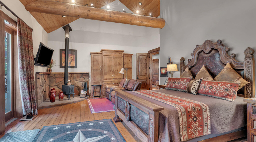 29-web-or-mls-TimberCreekImagery-27