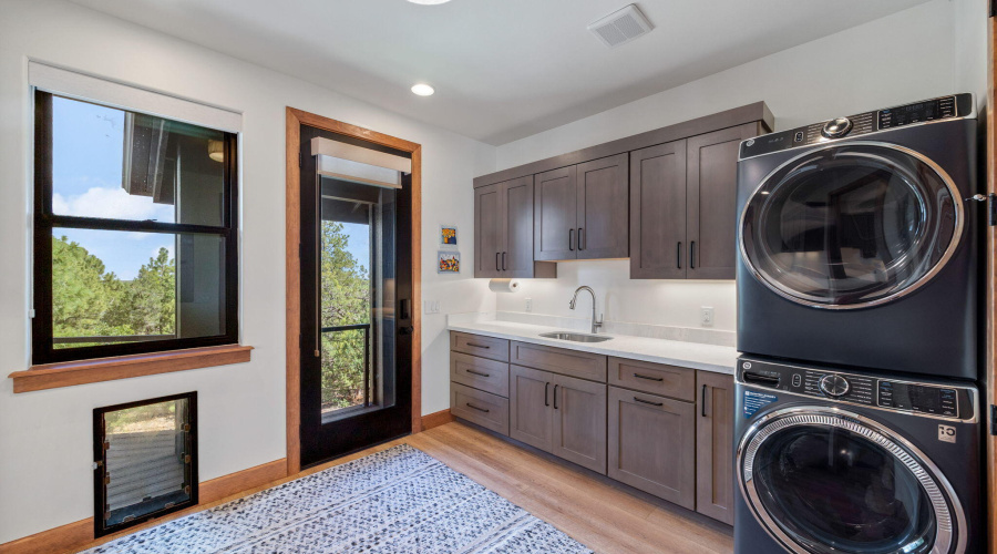 Laundry Room to Exterior