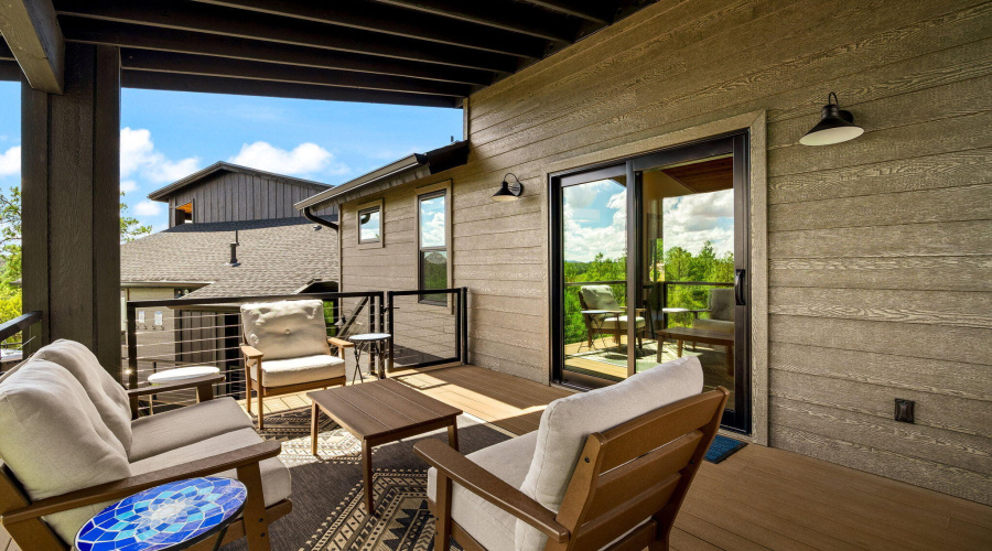 Guest Deck toward interior