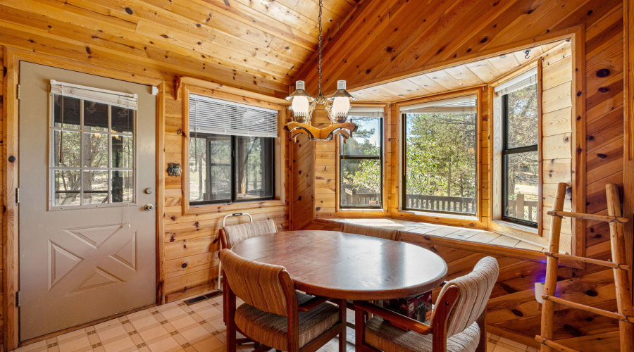 2240RoundaboutWay-HeberOvergaard-AZ-12