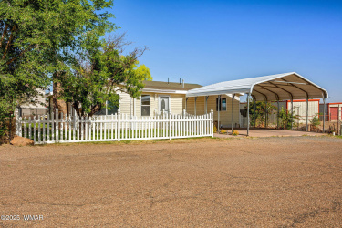864 1st E Street, Snowflake, Arizona 85937, Bedrooms, ,Bathrooms,Residential,For Sale,1st E Street,257985