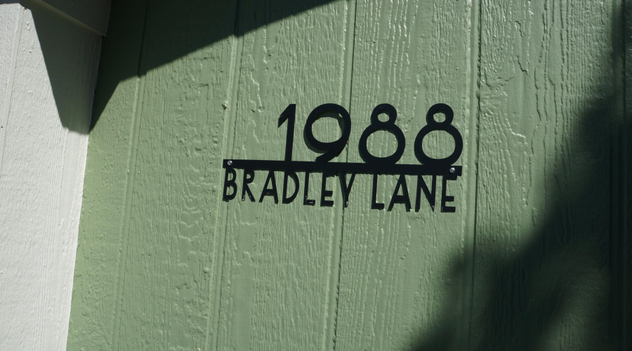 014 1988 Bradley Lane 1
