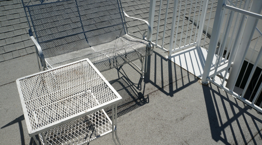 010 Roof deck viewing area